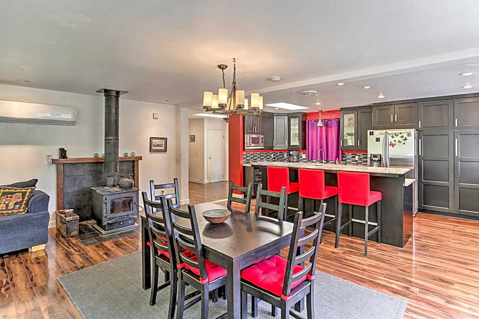 Vibrant Weaverville Escape with Deck and Creek!