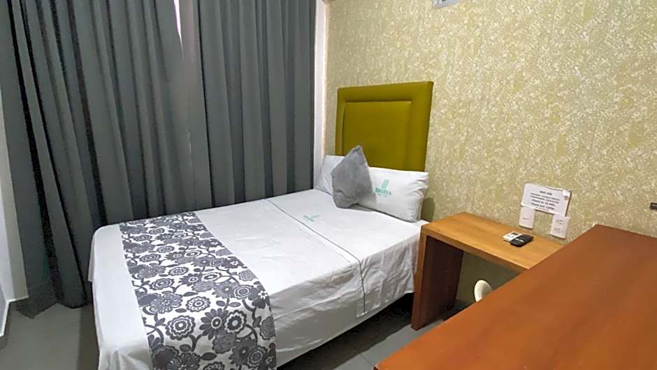 Hotel Suites Regina