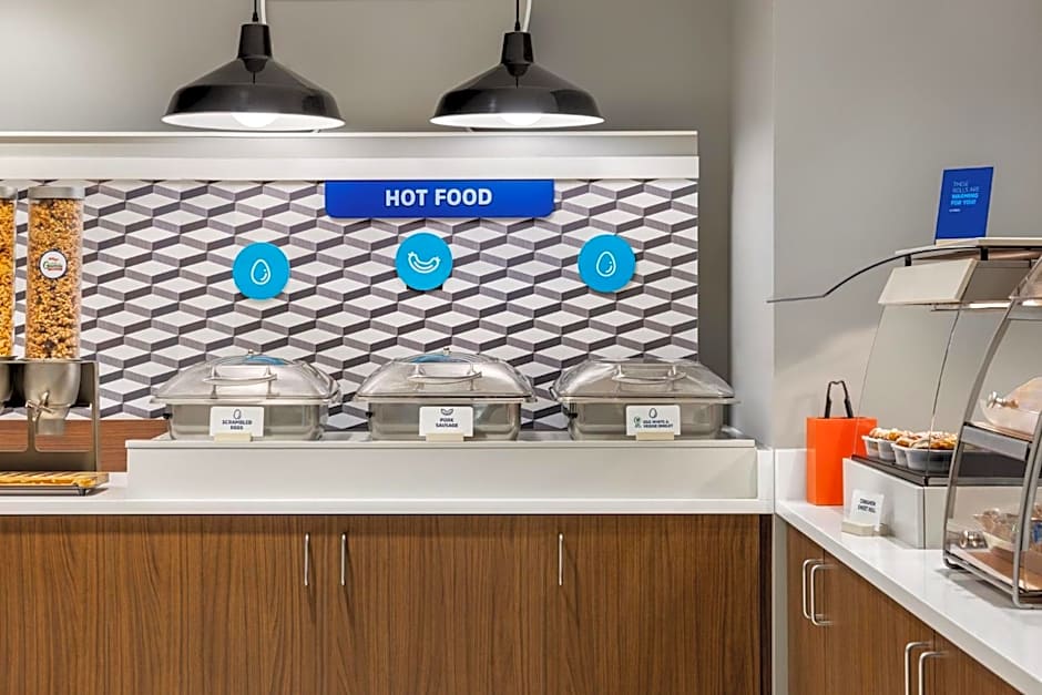 Holiday Inn Express Hotel & Suites Hagerstown By IHG