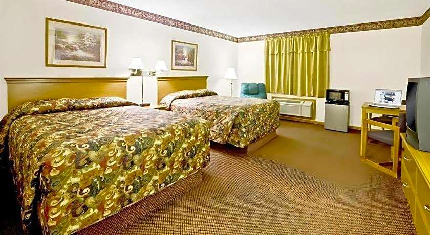 Americas Best Value Inn & Suites Thief River Falls