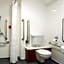 Travelodge Woking Central
