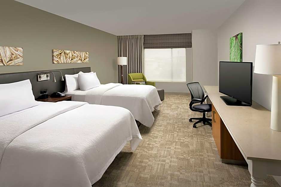 Photo 1 of 5 of 2 Queen Beds