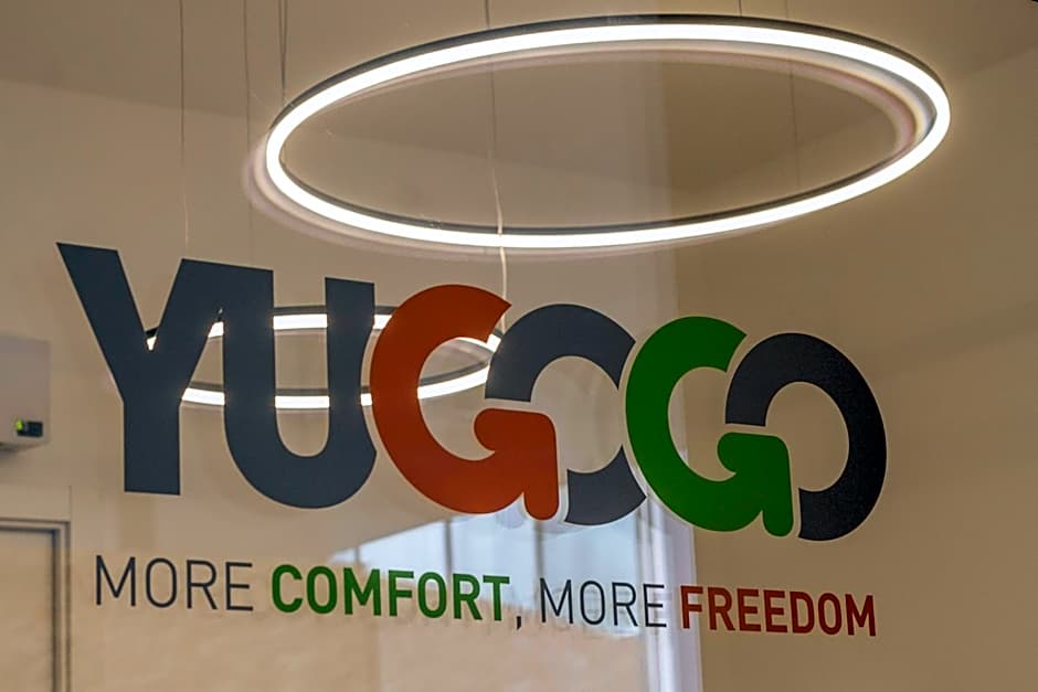 YUGOGO PELLICO 8 Trento Centro