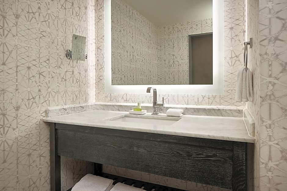 Le Meridien Philadelphia