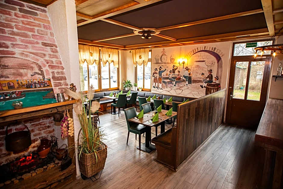 Hotel Perlach Allee by Blattl