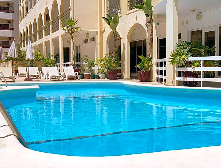 Aparthotel Calema Avenida Jardim