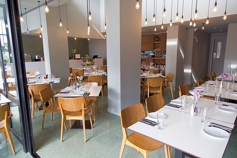 Sunflower Hotel Apts