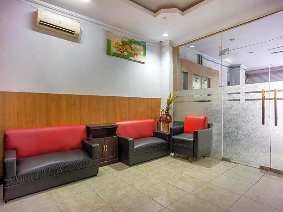 RedDoorz near Balai Kota Makassar