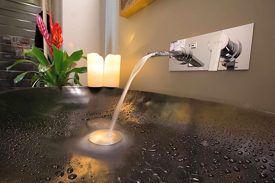 Palazzo Cannavina Suite & Private SPA