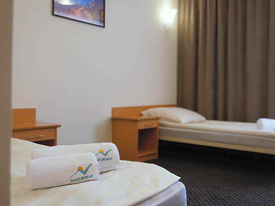 CKS Warszawa (Centrum Konferencyjno-Szkoleniowe CS Natura Tour)