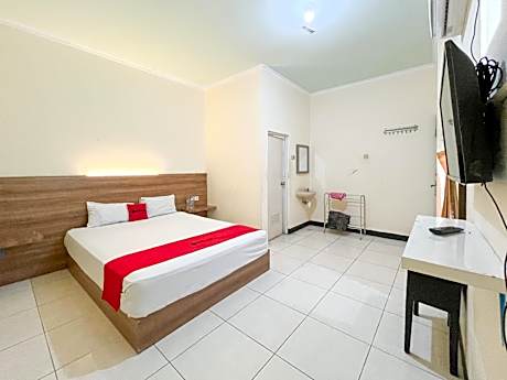 RedDoorz @ Hotel Mutiara Ponorogo
