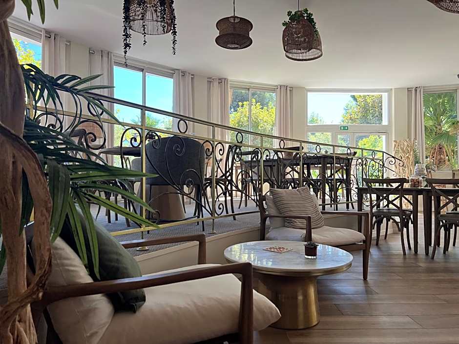 Adonis Sanary Grand Hôtel des Bains