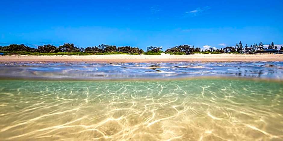 Churchill's B&B twin spa getaway Studio