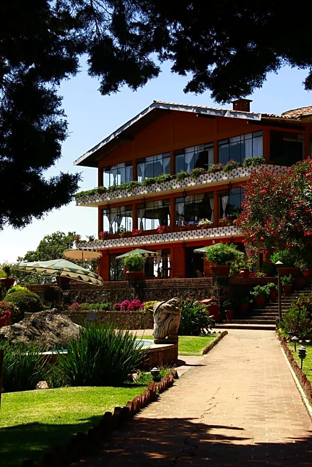 Hotel Pie de la Sierra