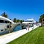 Pier Sixty-Six & Marina