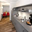 SI-SUITES