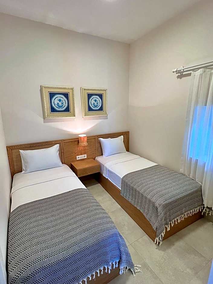 Lavinya Otel