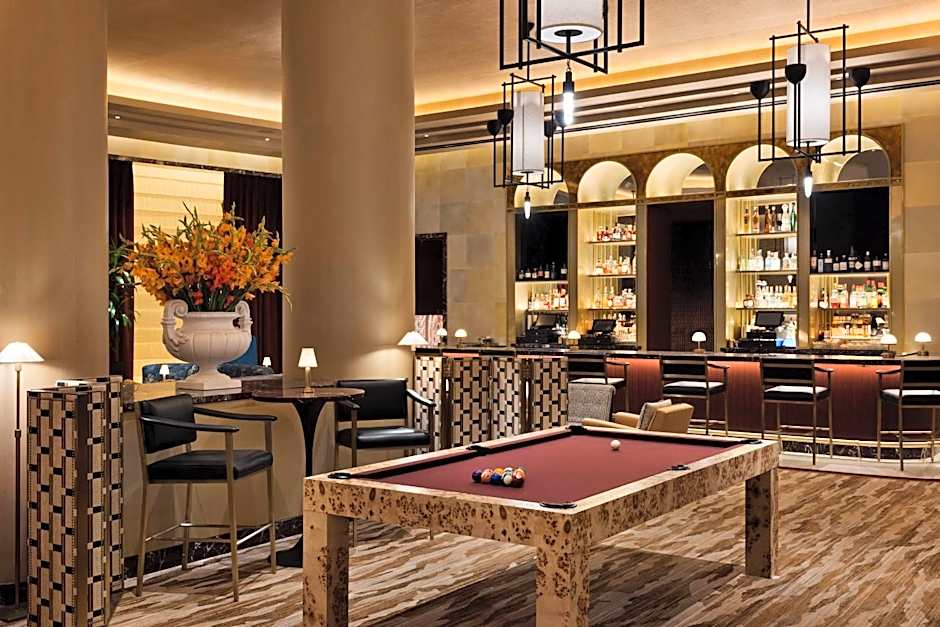 Fontainebleau Las Vegas - MICHELIN Key Award Hotel