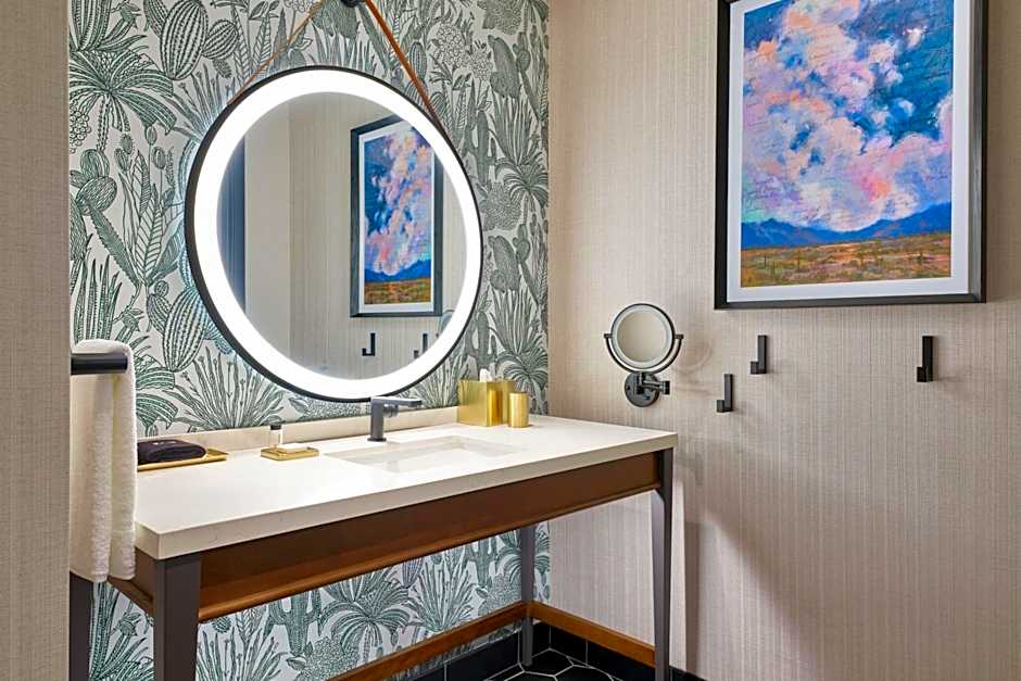 The Leo Kent Hotel, Tucson, a Tribute Portfolio Hotel