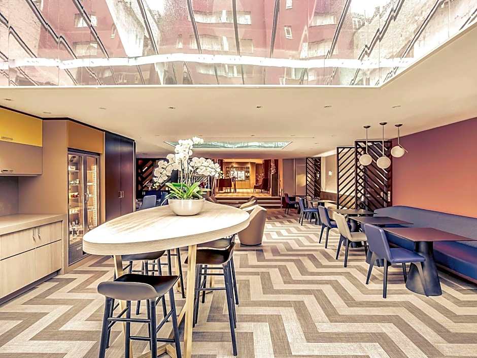 Mercure Paris Arc De Triomphe Etoile