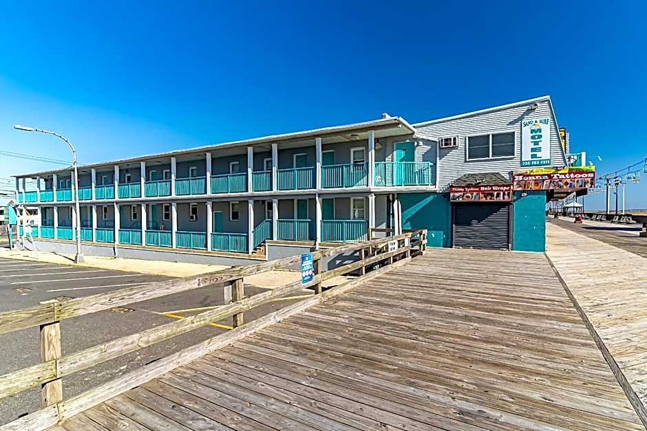 Boardwalk Sand & Surf Beach Hotel Oceanfront