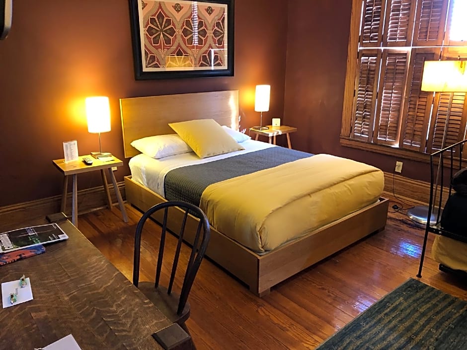Hotel Frederick