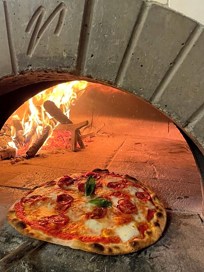 Albergo pizzeria 76 06