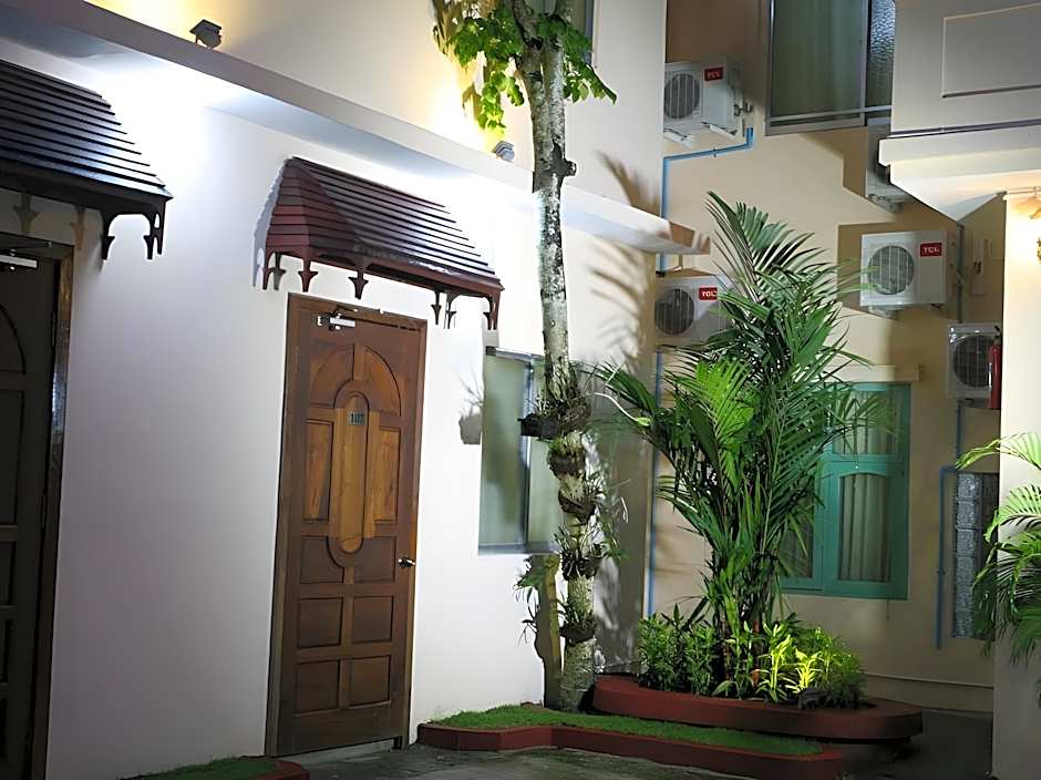 Hotel June Business Bed Breakfast