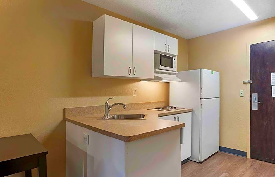 Extended Stay America Suites - Palm Springs - Airport