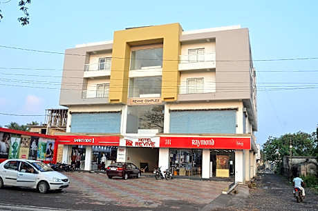 HOTEL REVIVE