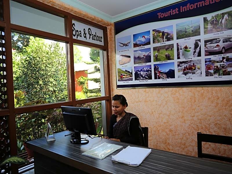 Hotel Peninsula Nepal