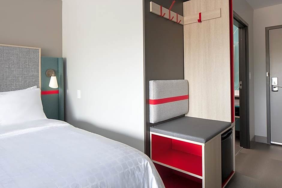 Avid Hotels Madison - Monona By IHG