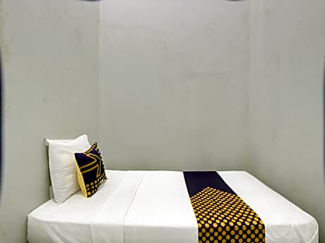 Spot On Single Room