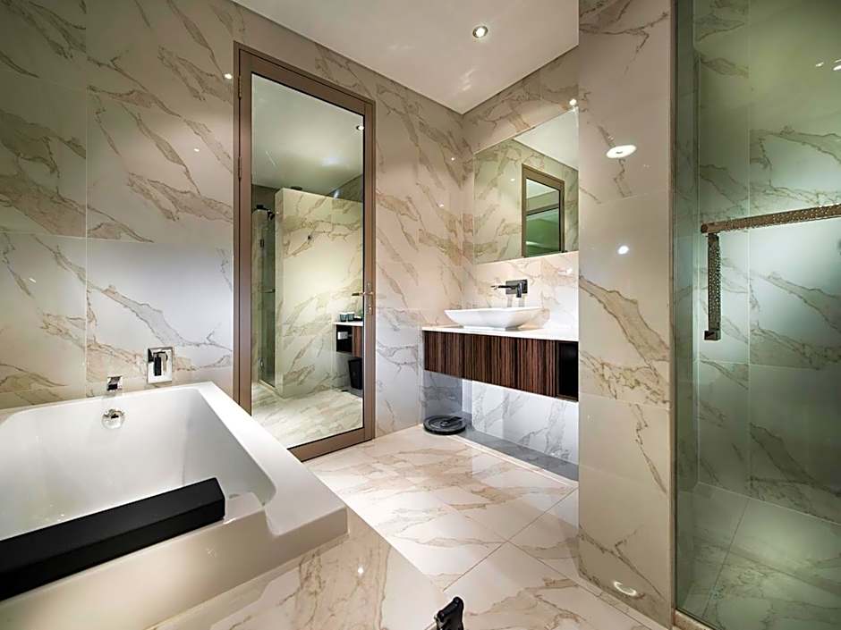 Swan River Hotel (Formerly known as International on the Water Hotel)