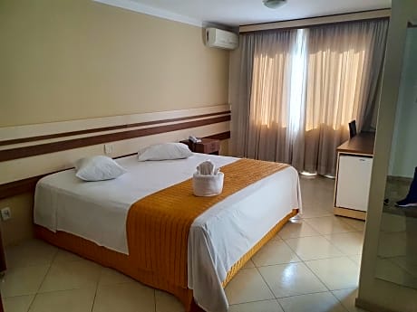 Executive Room with Air Conditioning