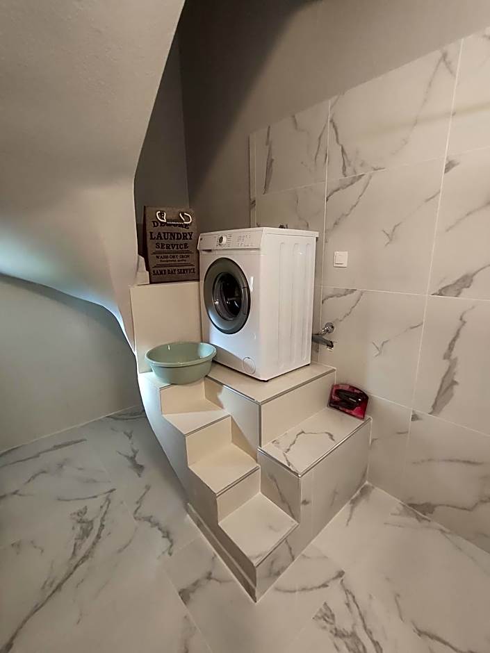 Kashmir Luxury Apartments