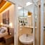 Leone Hotel