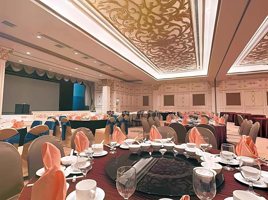 Puteri Wing - Riverside Majestic Hotel
