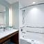 Holiday Inn Express & Suites Houston S-Medical Ctr Area, an IHG Hotel By IHG