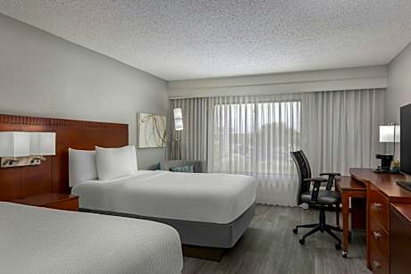 Courtyard by Marriott Houston Rice University