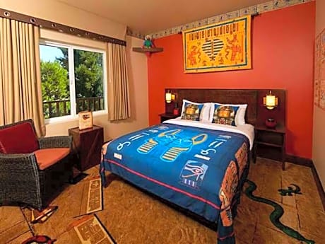 Adventure Fully Themed Room at LEGOLAND Hotel 