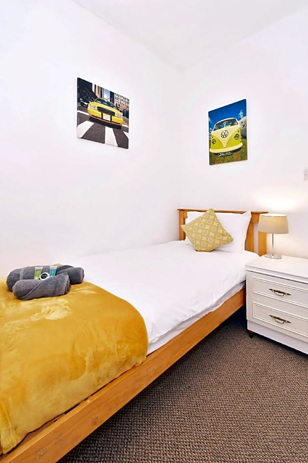 Townhouse @ Hanley Road Stoke