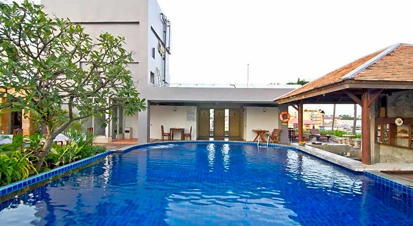 Sunshine Vista Hotel