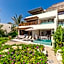 Marea Beachfront Villas