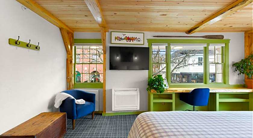 Downtown Camden Hotel