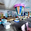 Van Phat Riverside Hotel