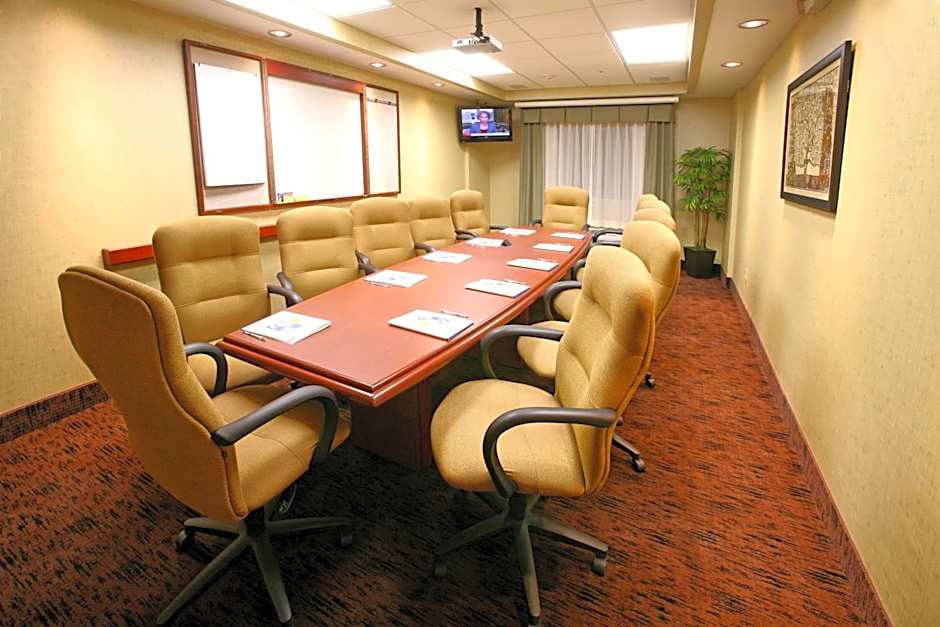 Holiday Inn Express & Suites Monterrey Aeropuerto By IHG