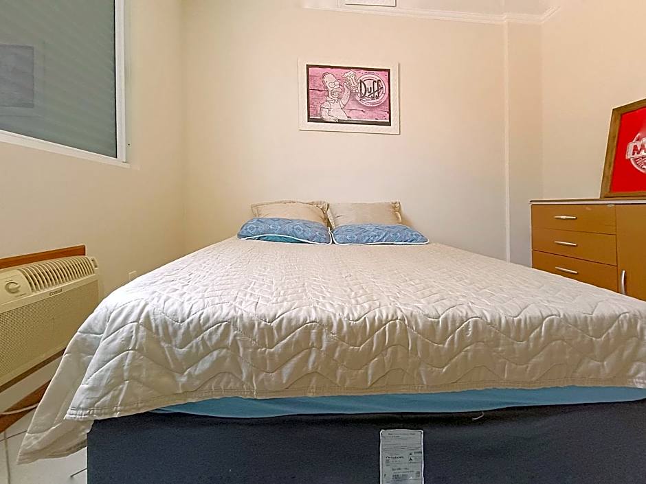 300m do mar no centrinho dos Ingleses - ISL103