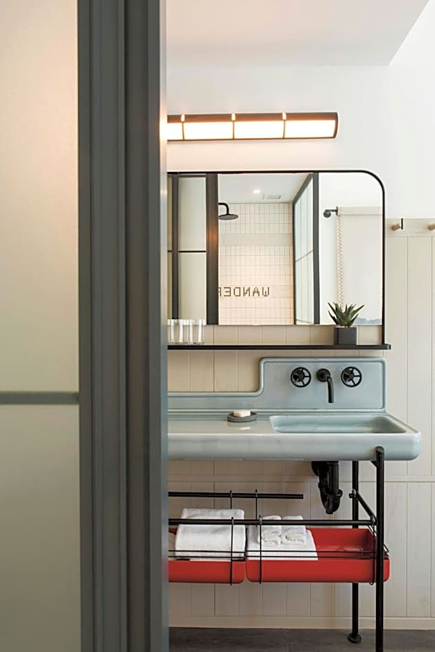 Moxy by Marriott NYC Chelsea