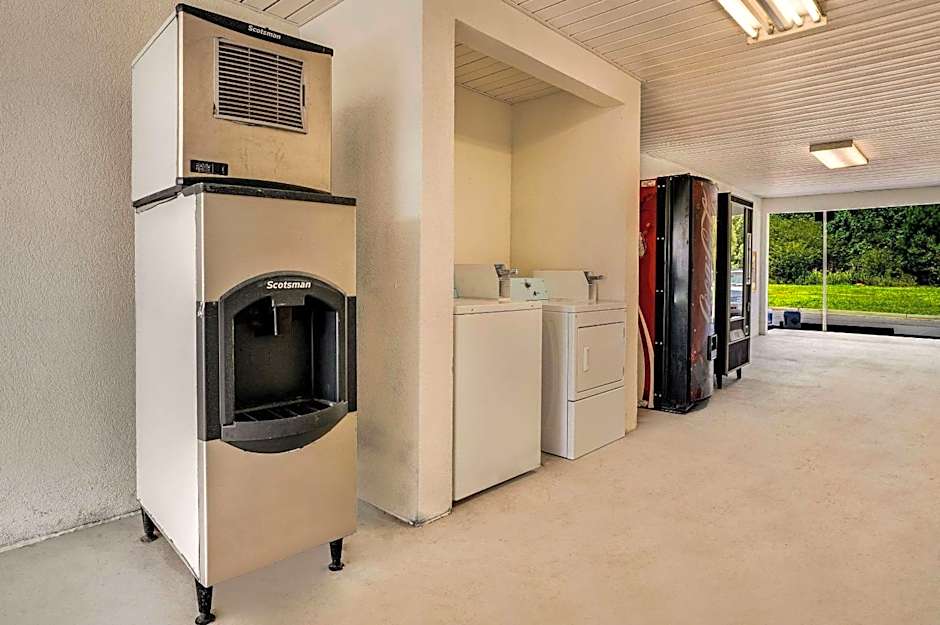 Rodeway Inn Sandersville